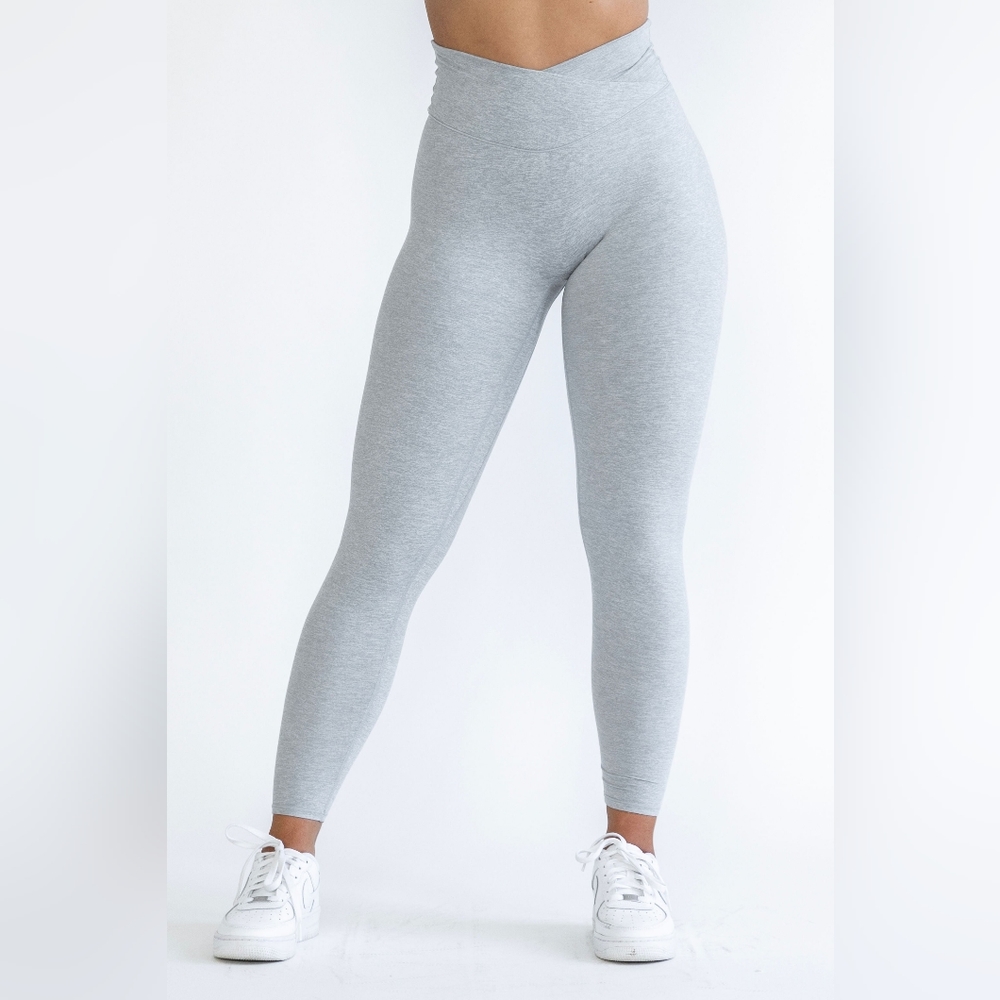 Bare Warmth Ice Grey small 26" legging